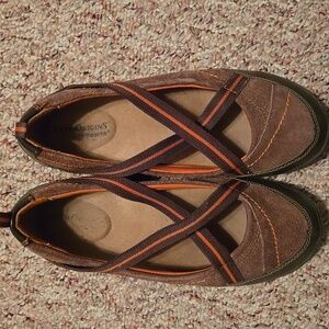 Earth Origins "Arleen" Brown Leather Comfort Flats - 7.5M